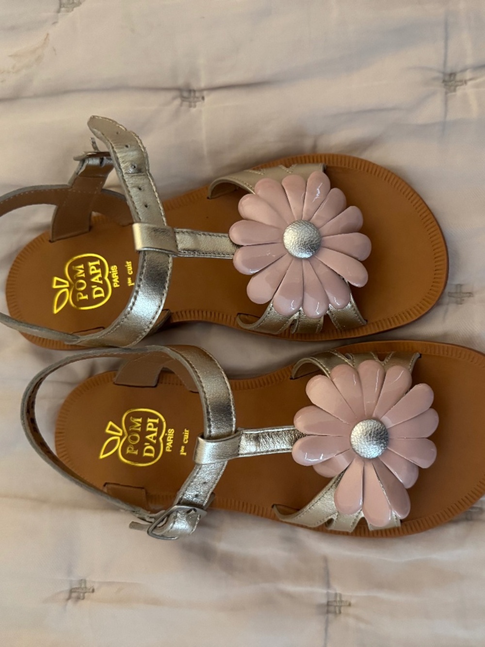 Beautiful Daisy Pom D’api Sandals - size 32